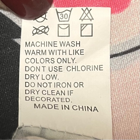 WOWO Boxy Baby Tee Novelty Graphic Print Top Plus SZ 2X XXL Super Bad Newspaper - Picture 6 of 7